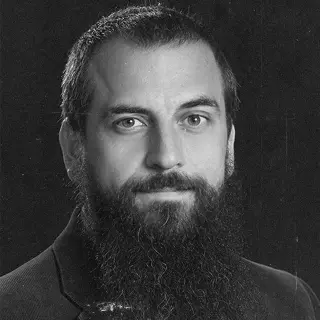 Роман В. Ямпольский