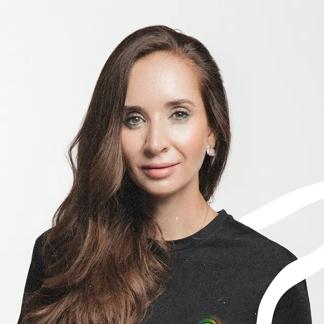 Данна Карагусова